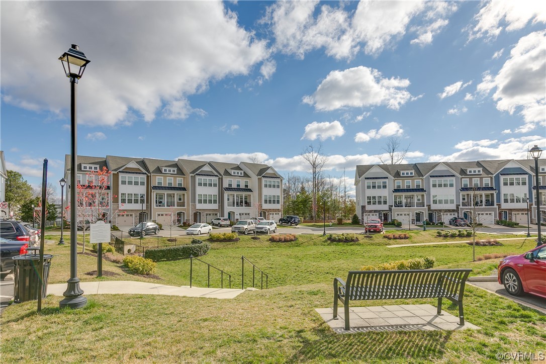 10416 Perennial Dr