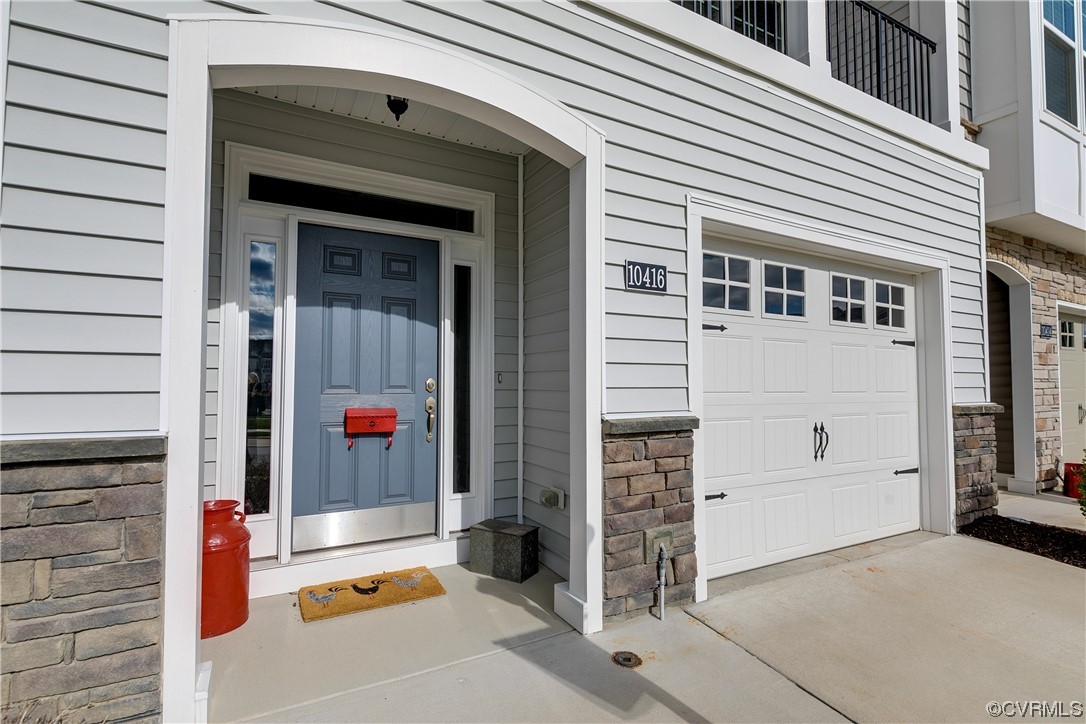 10416 Perennial Dr