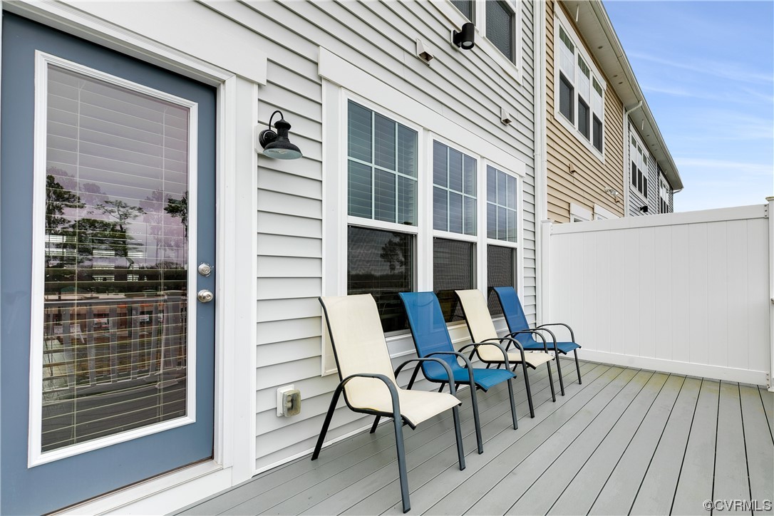10416 Perennial Dr