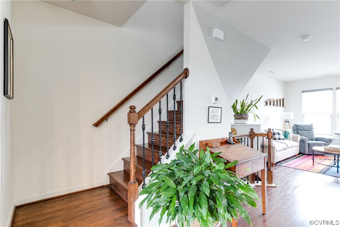 10416 Perennial Dr