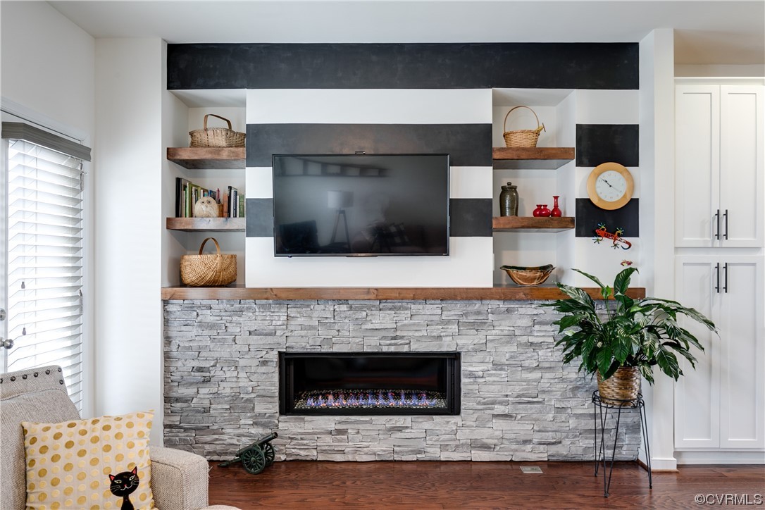 10416 Perennial Dr
