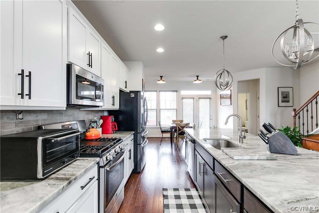 10416 Perennial Dr