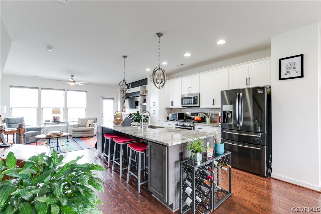 10416 Perennial Dr