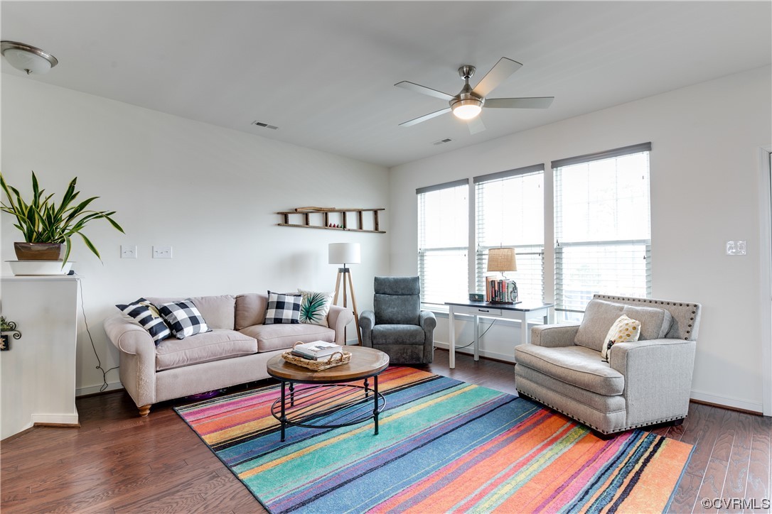 10416 Perennial Dr