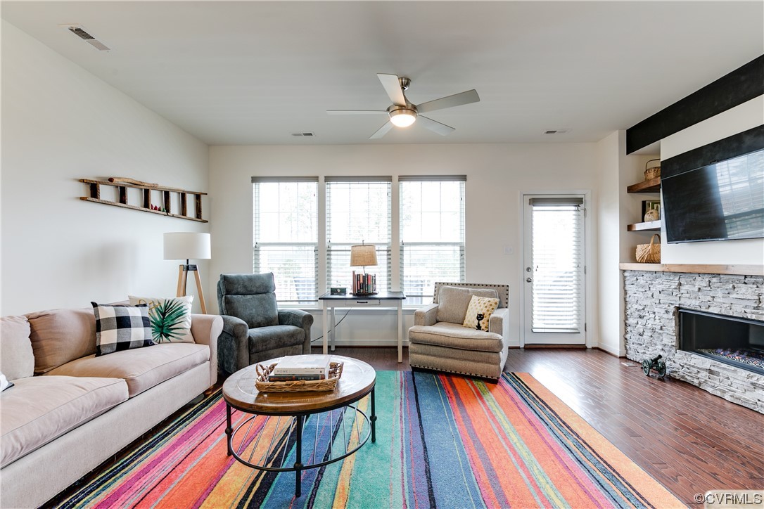 10416 Perennial Dr
