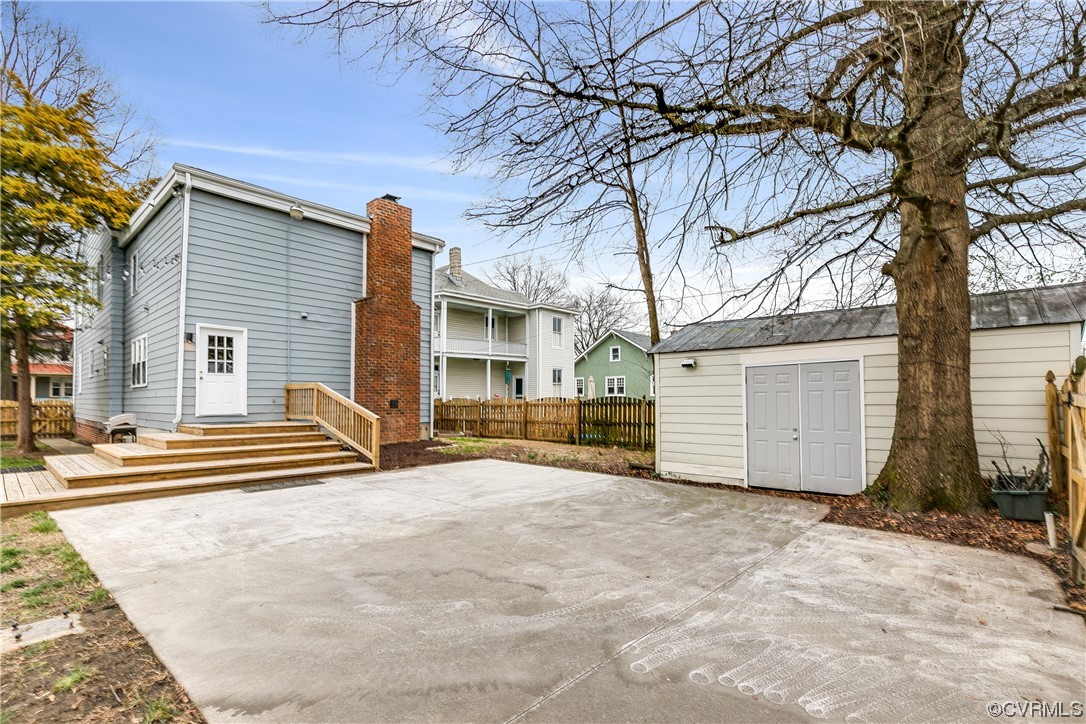 2908 Edgewood Ave