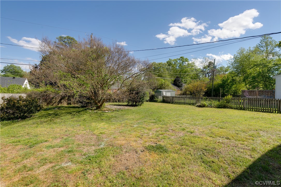 915 Orchard Rd
