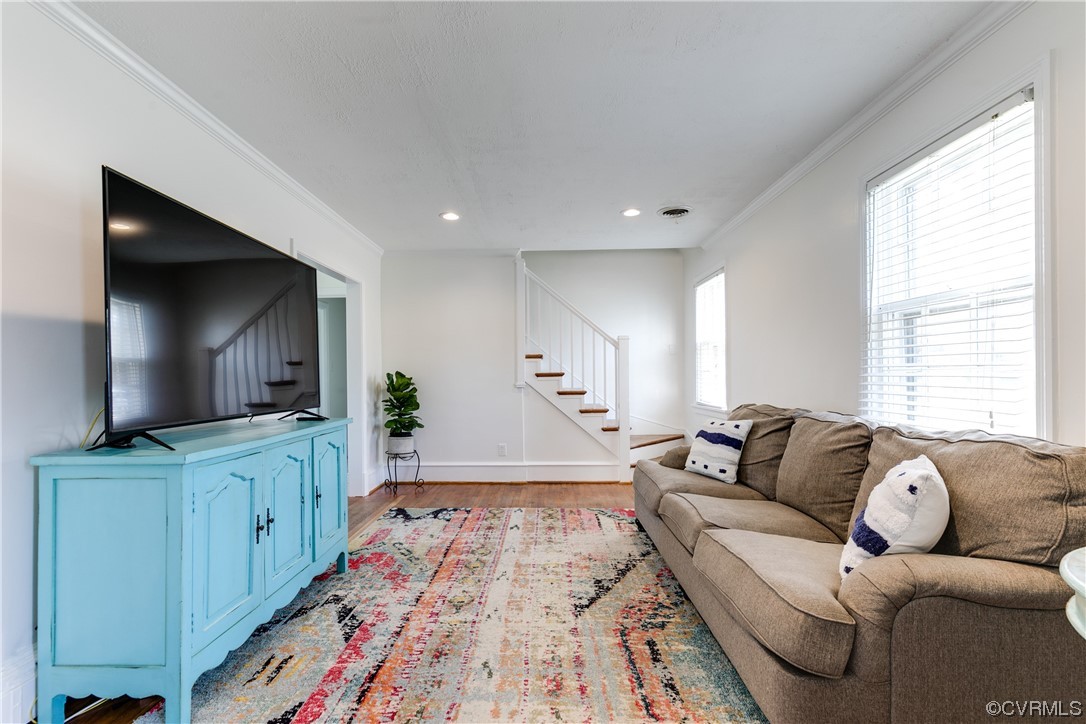 915 Orchard Rd
