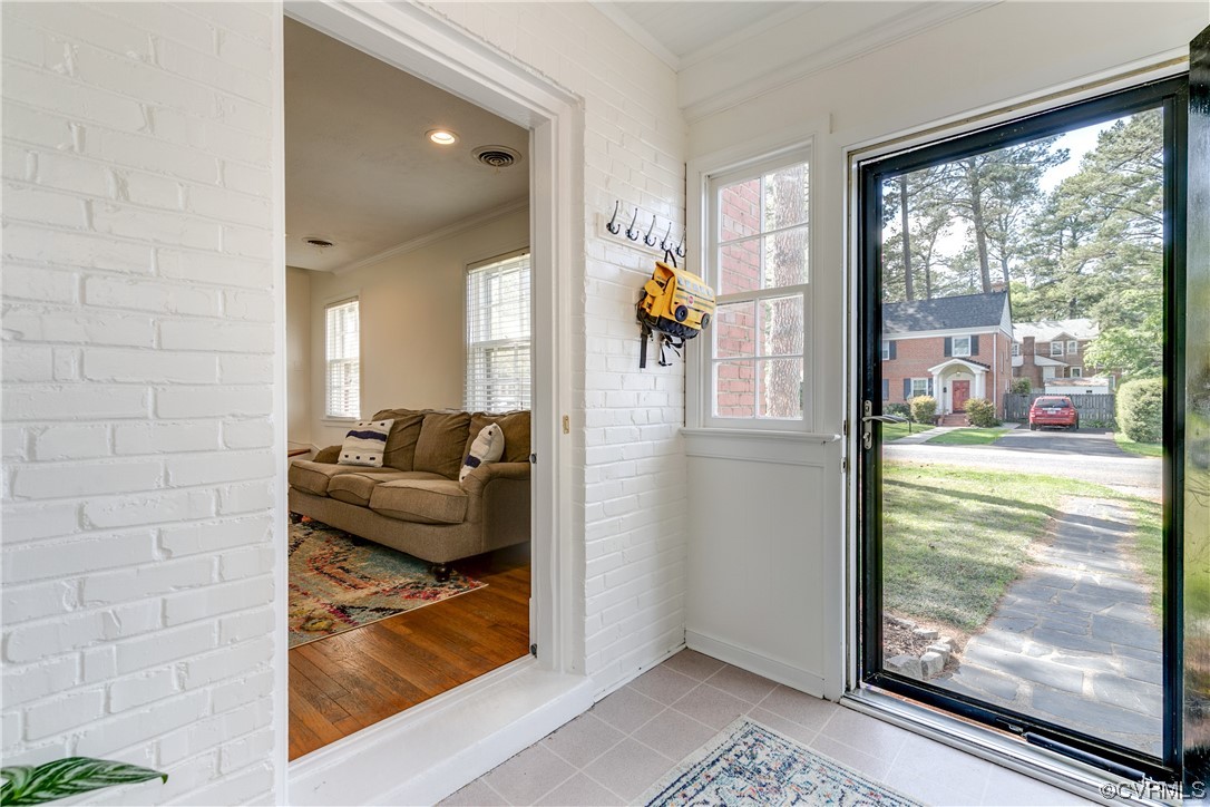 915 Orchard Rd