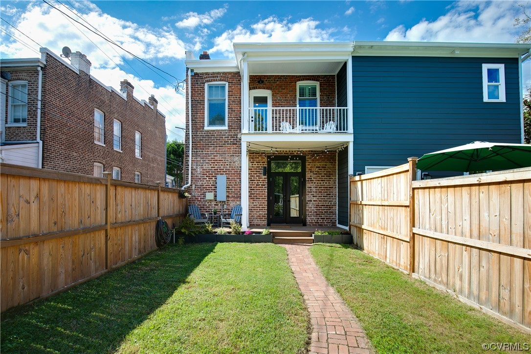 15 N Shields Ave