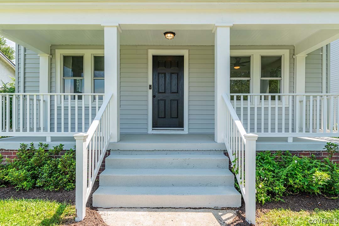 17 Masonic Ln