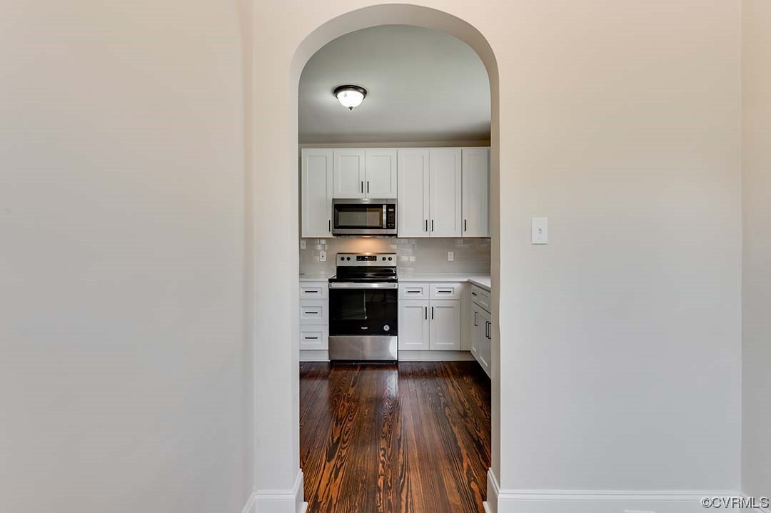 17 Masonic Ln
