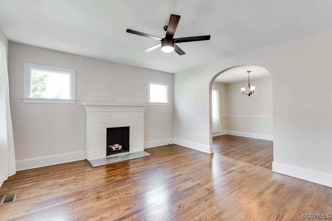 17 Masonic Ln