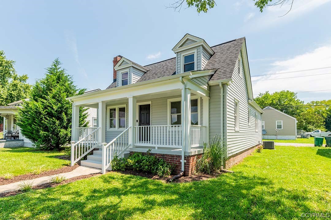 17 Masonic Ln