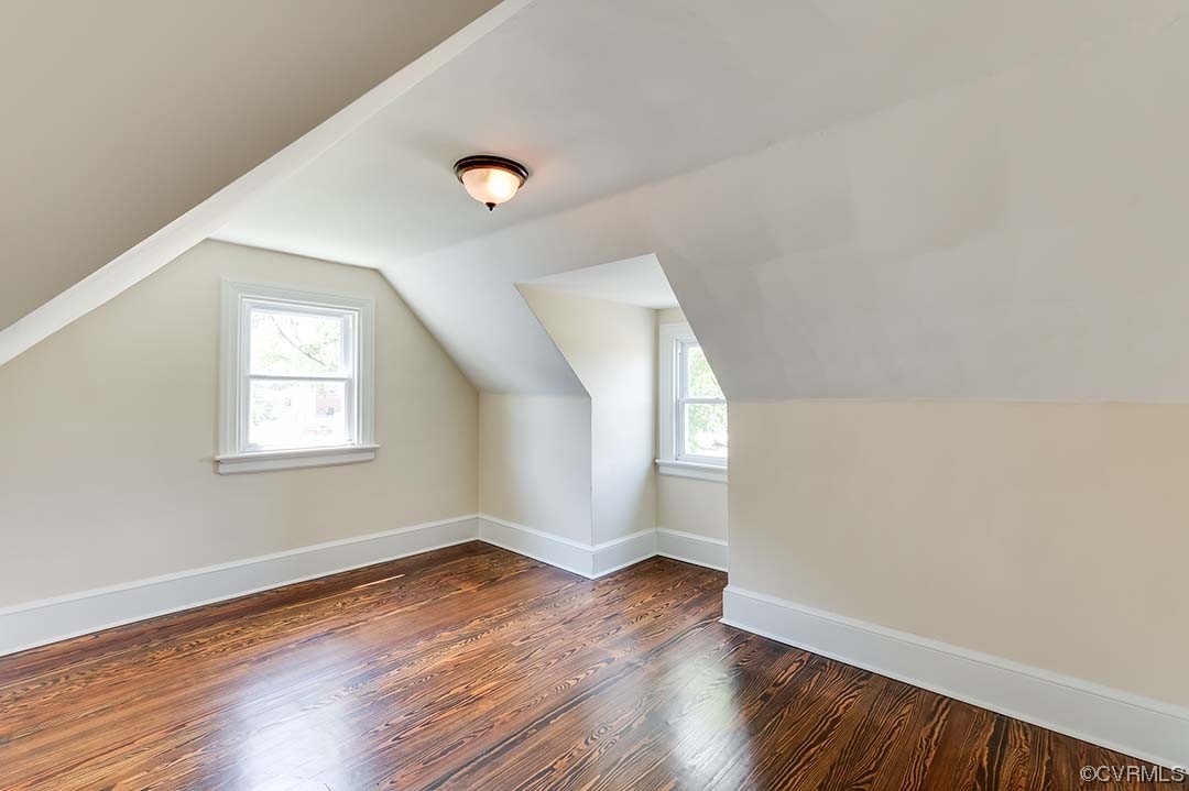 17 Masonic Ln