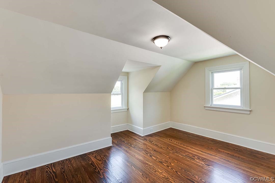 17 Masonic Ln