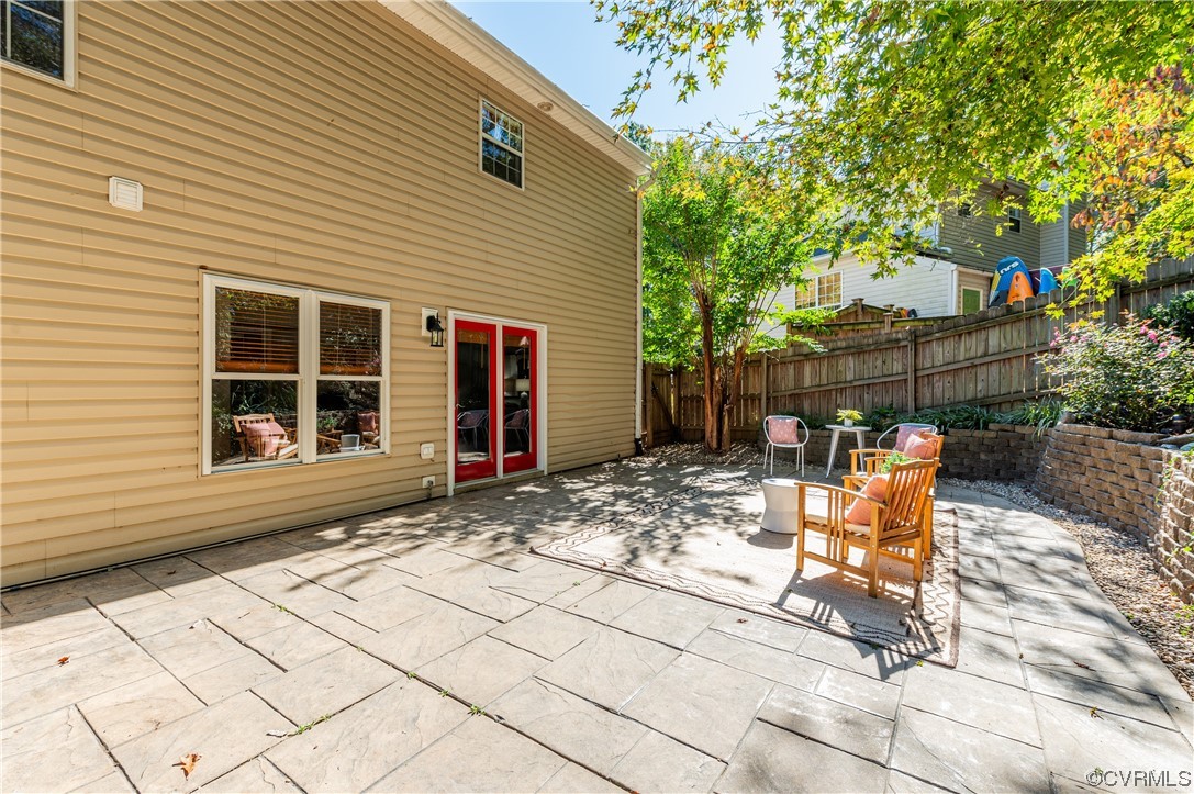 5206 Sylvan Ct