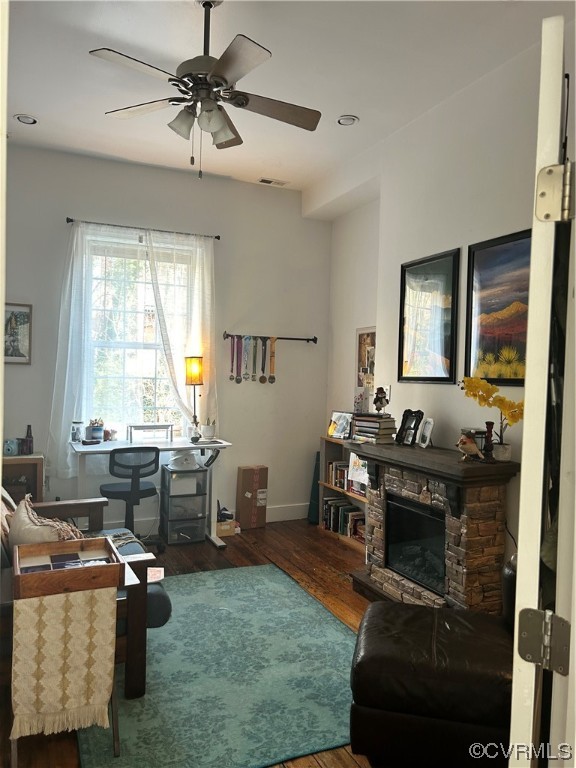 305 Cedar St