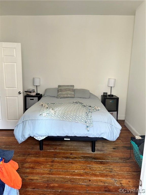 305 Cedar St
