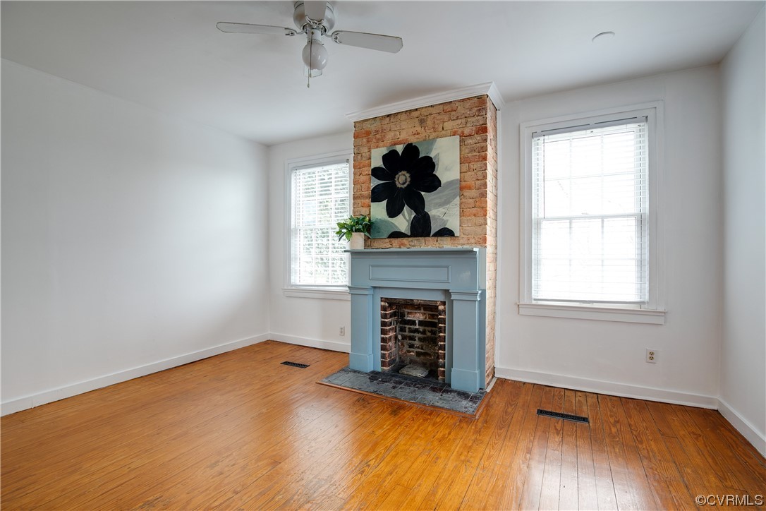 279 High St