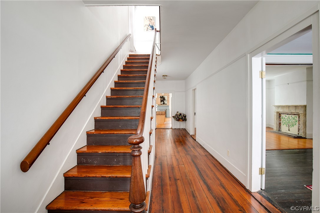 279 High St