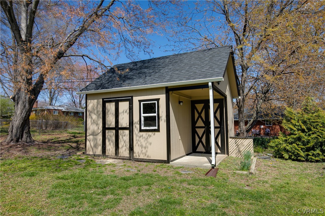 8908 Traditional Dr