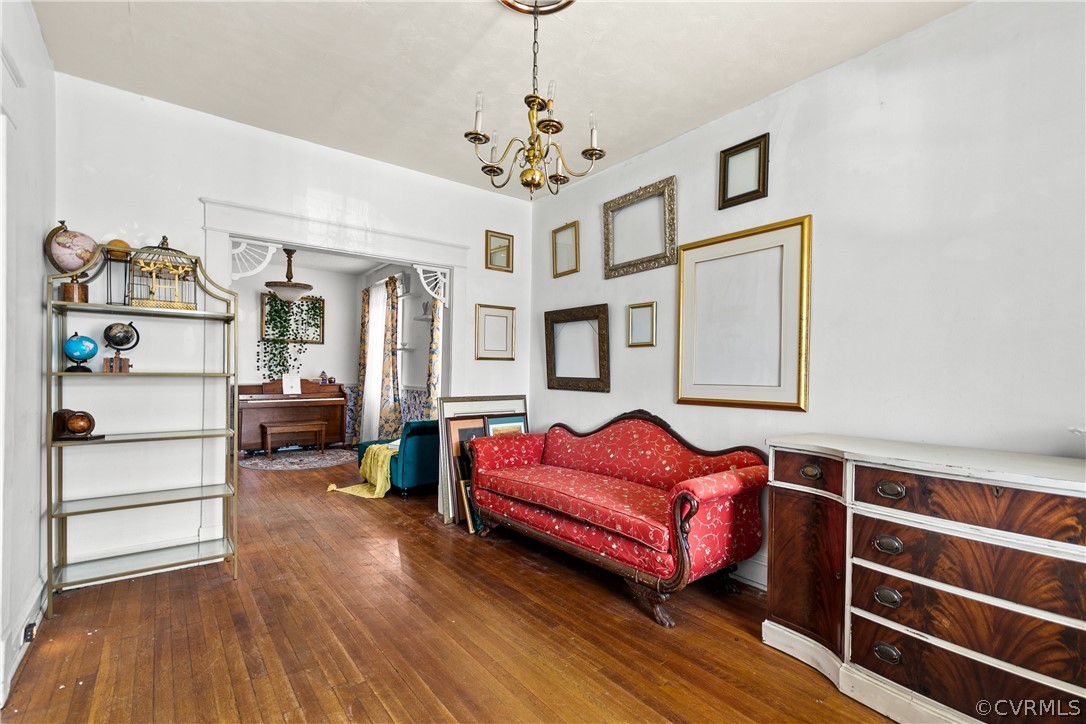 712 Arnold Ave