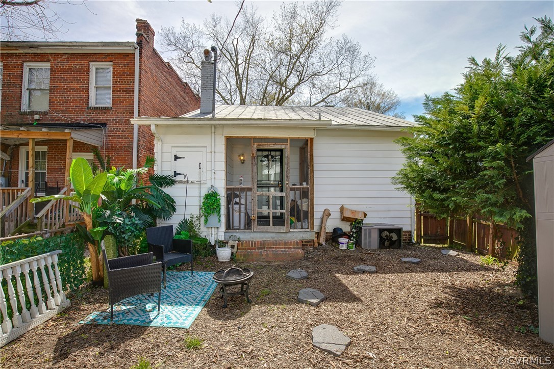 712 Arnold Ave