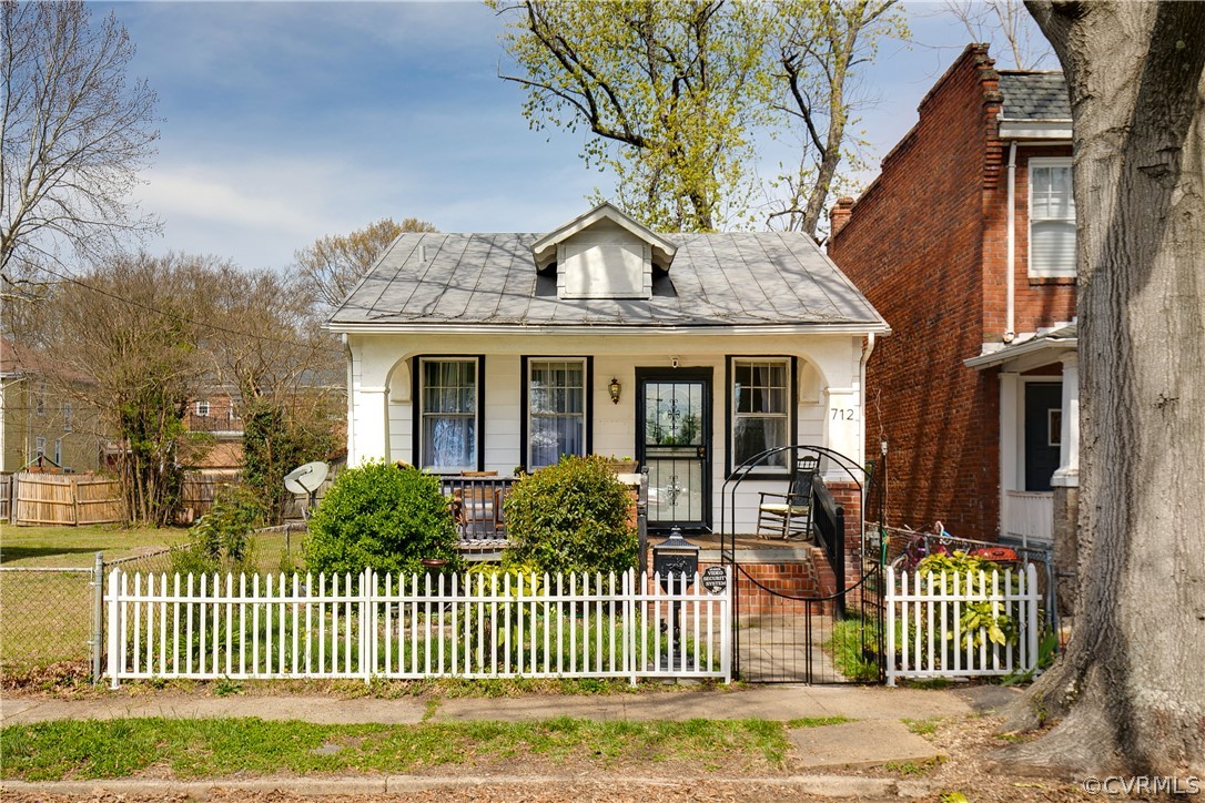 712 Arnold Ave