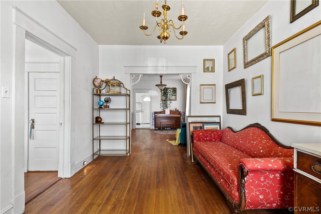 712 Arnold Ave
