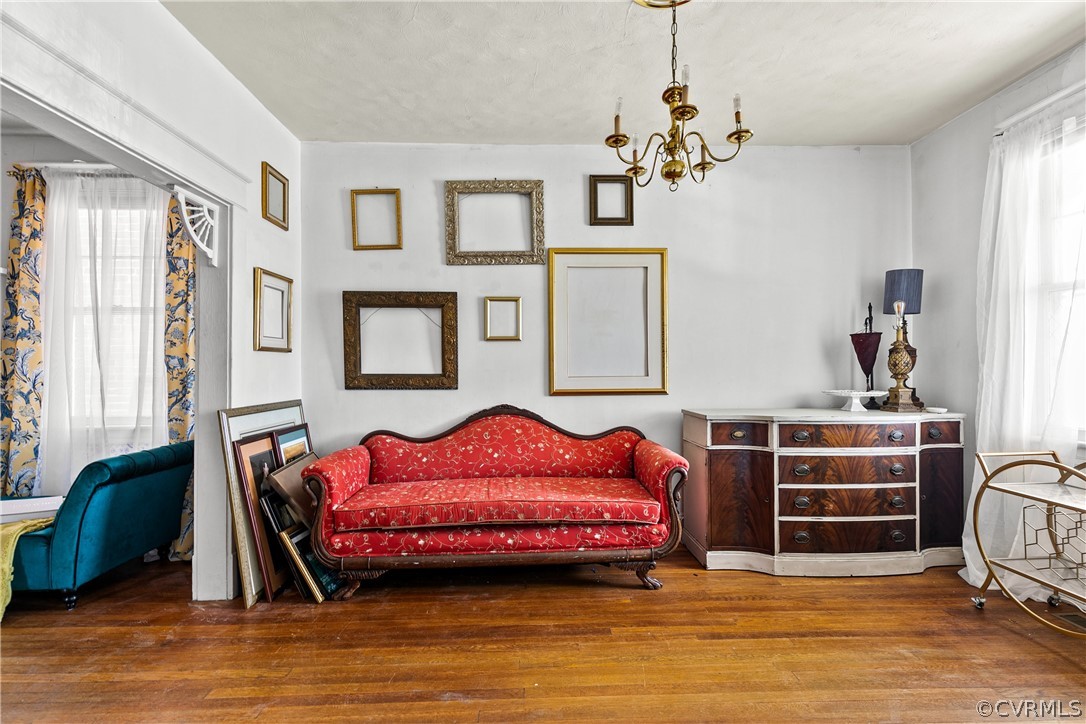 712 Arnold Ave