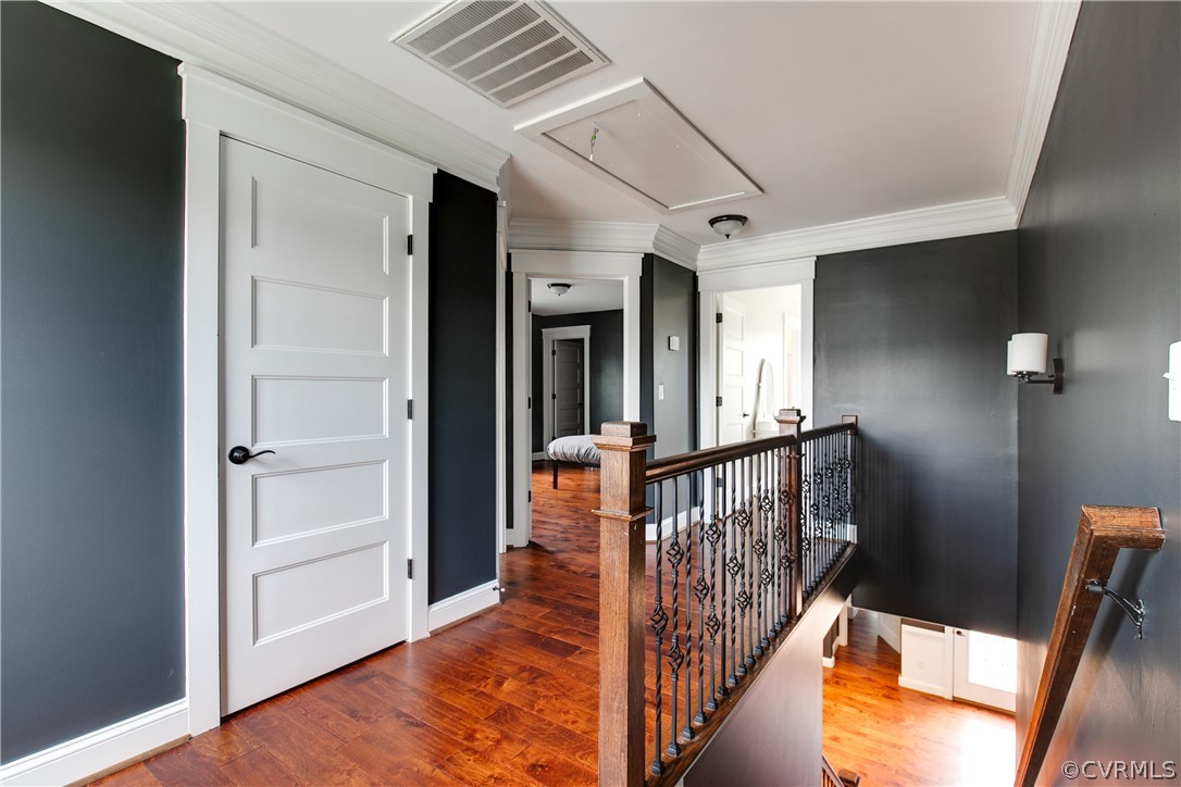 2909 Noble Ave