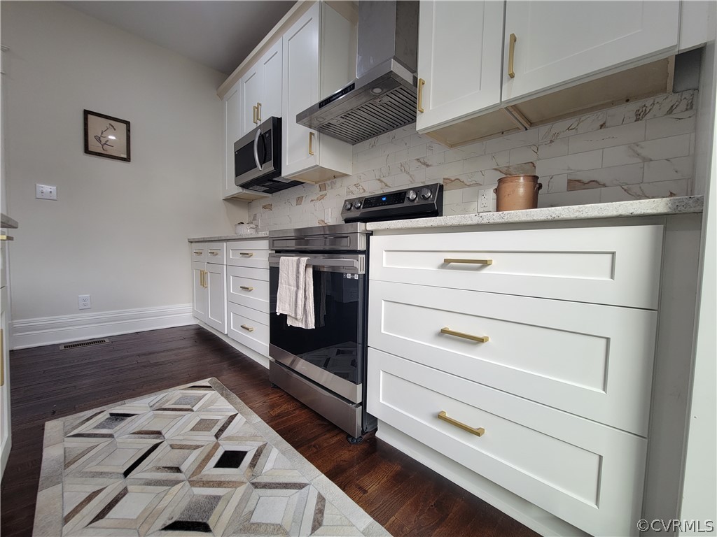 2411 The Terrace Ter