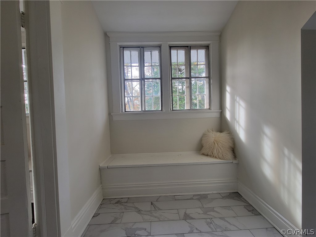 2411 The Terrace Ter