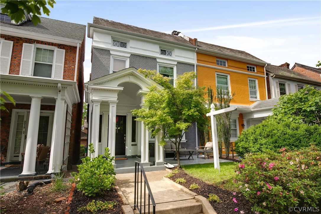 2317 Maplewood Ave