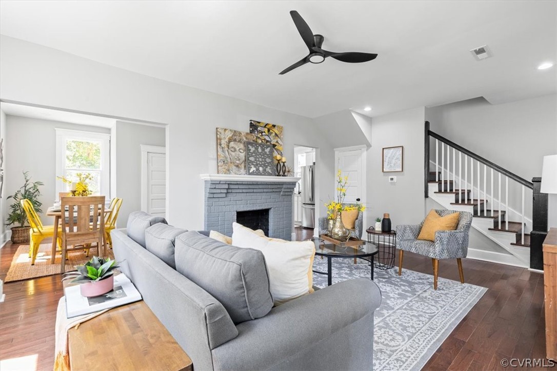 3106 Lamb Ave