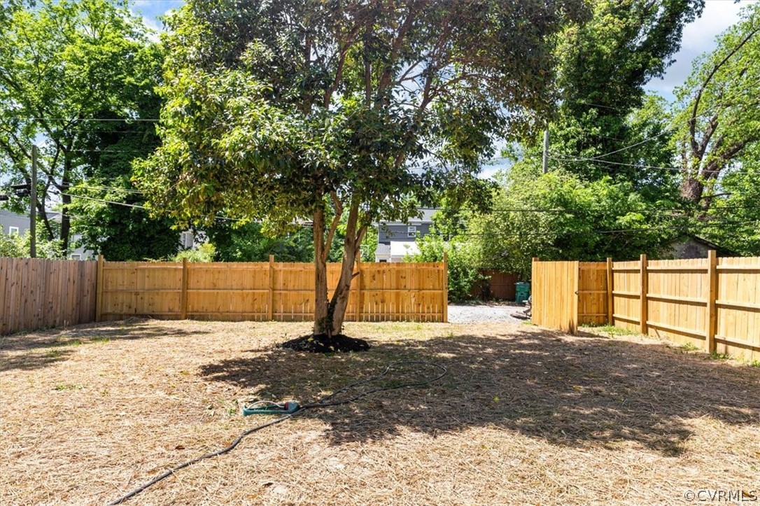 3106 Lamb Ave