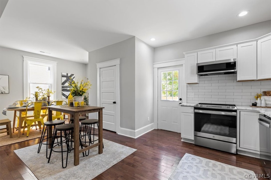 3106 Lamb Ave