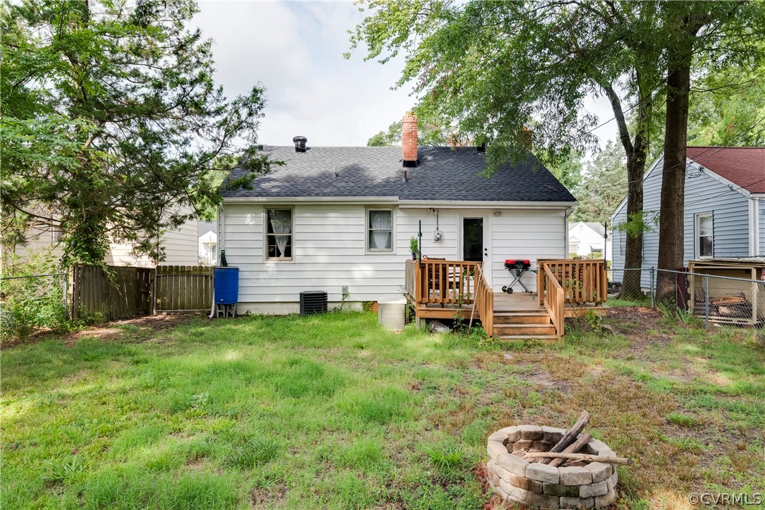 925 Hill Top Dr