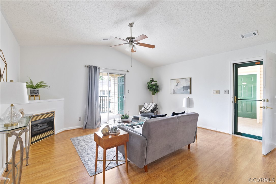 800 Brassie Ln Unit#N