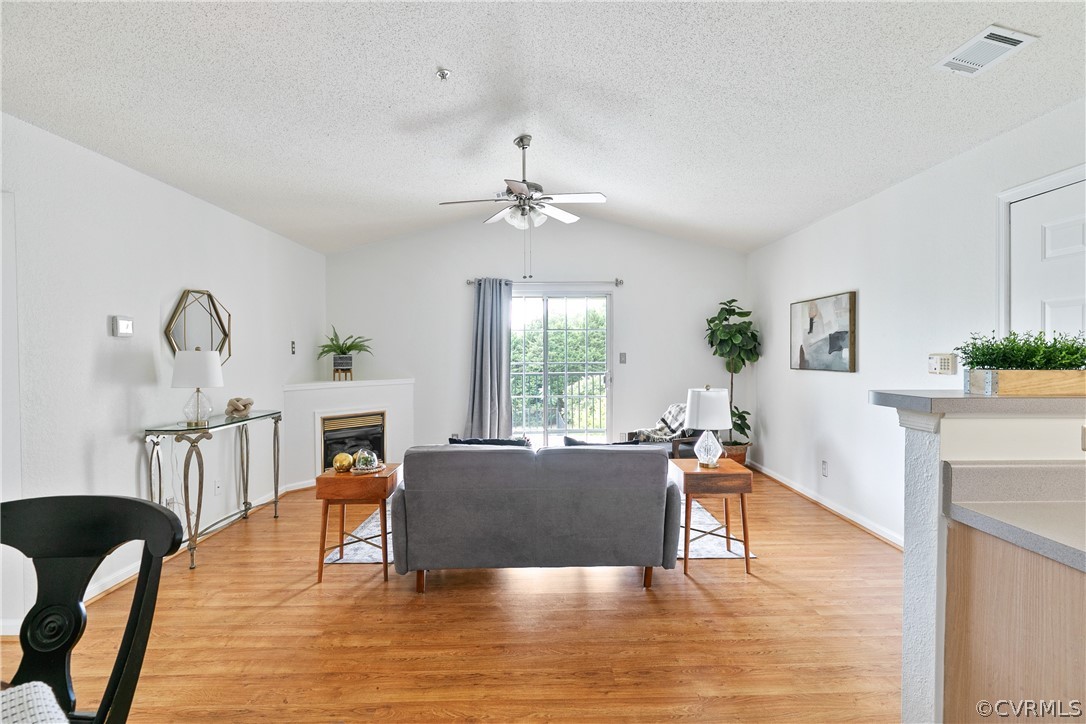 800 Brassie Ln Unit#N