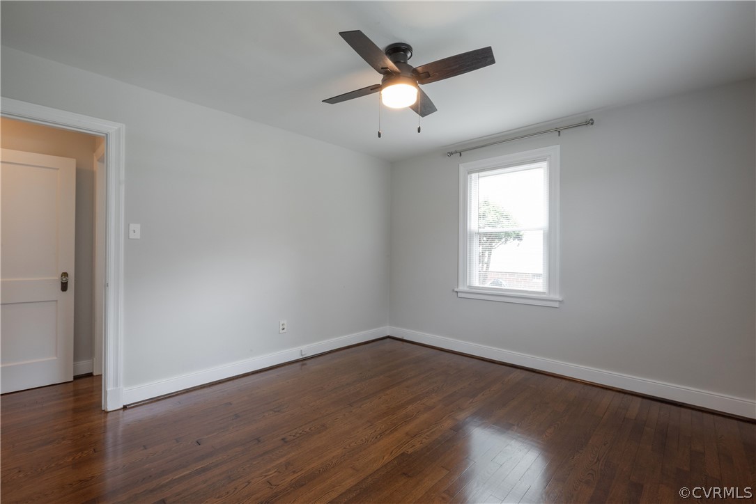 2111 Oakwood Ln
