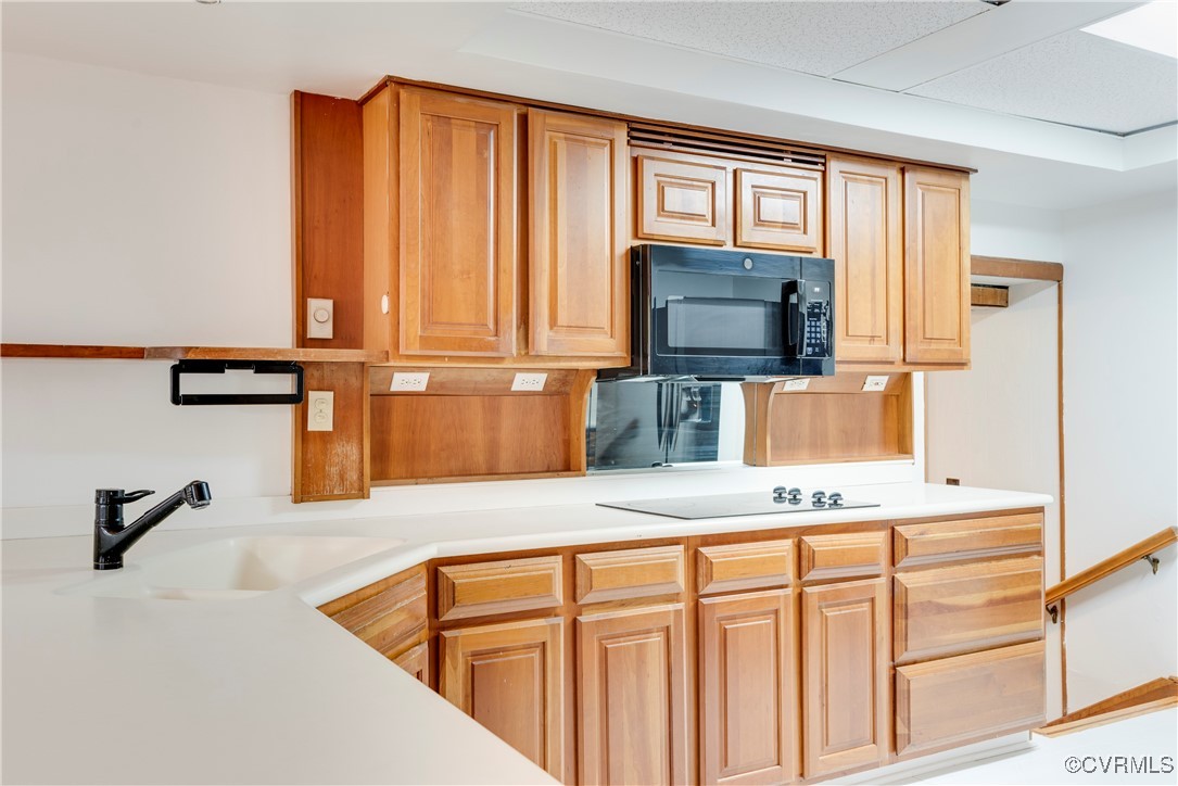 2107 Jarman Ln