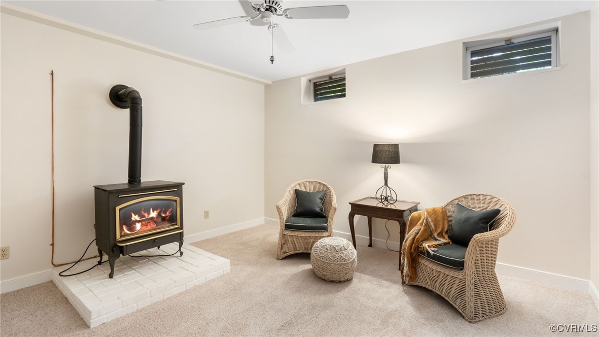 1009 Hillcrest Ter