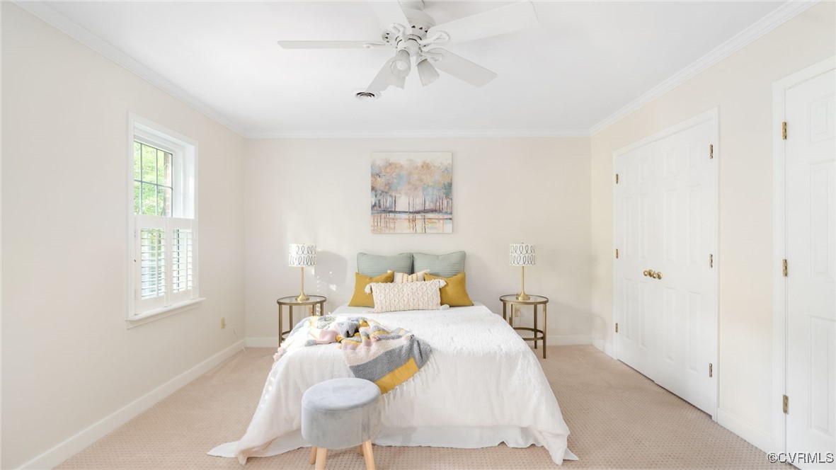 1009 Hillcrest Ter