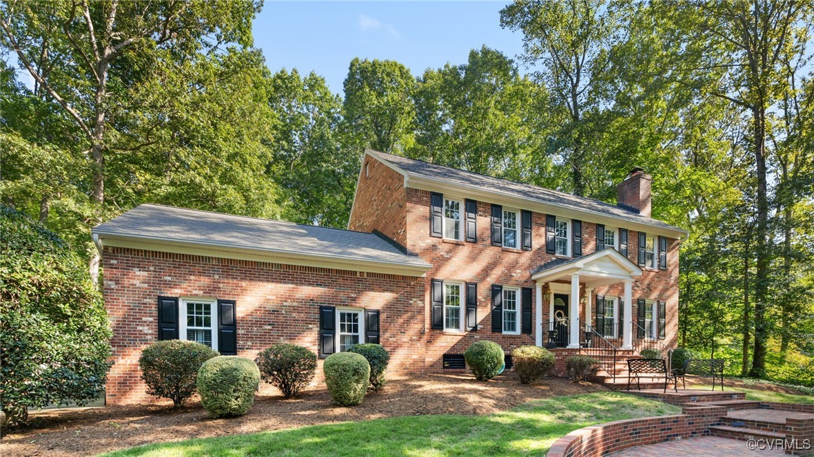 1009 Hillcrest Ter
