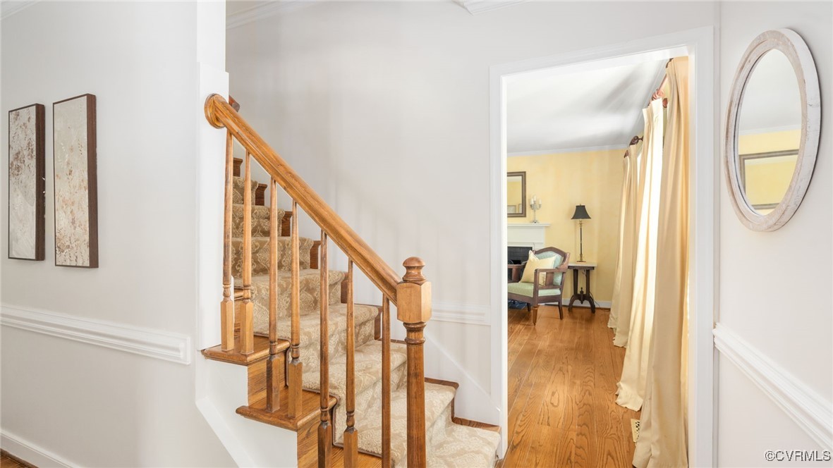 1009 Hillcrest Ter
