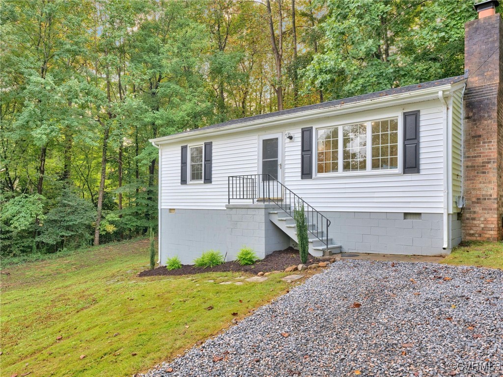 6300 Lakeside Dr