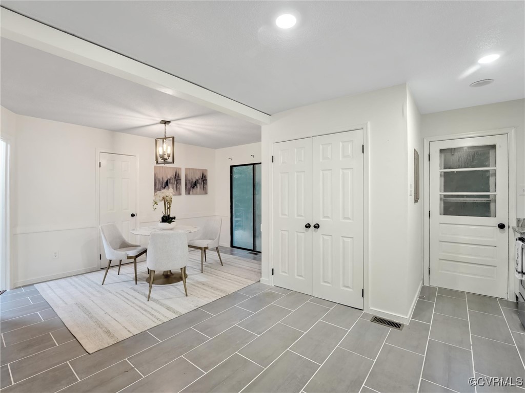 6300 Lakeside Dr