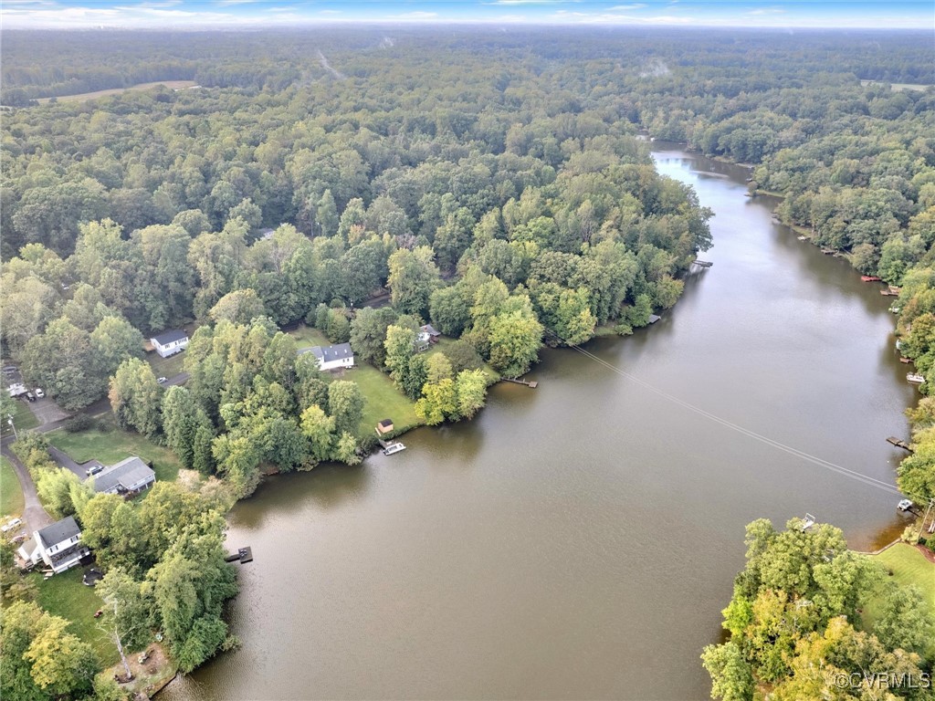 6300 Lakeside Dr